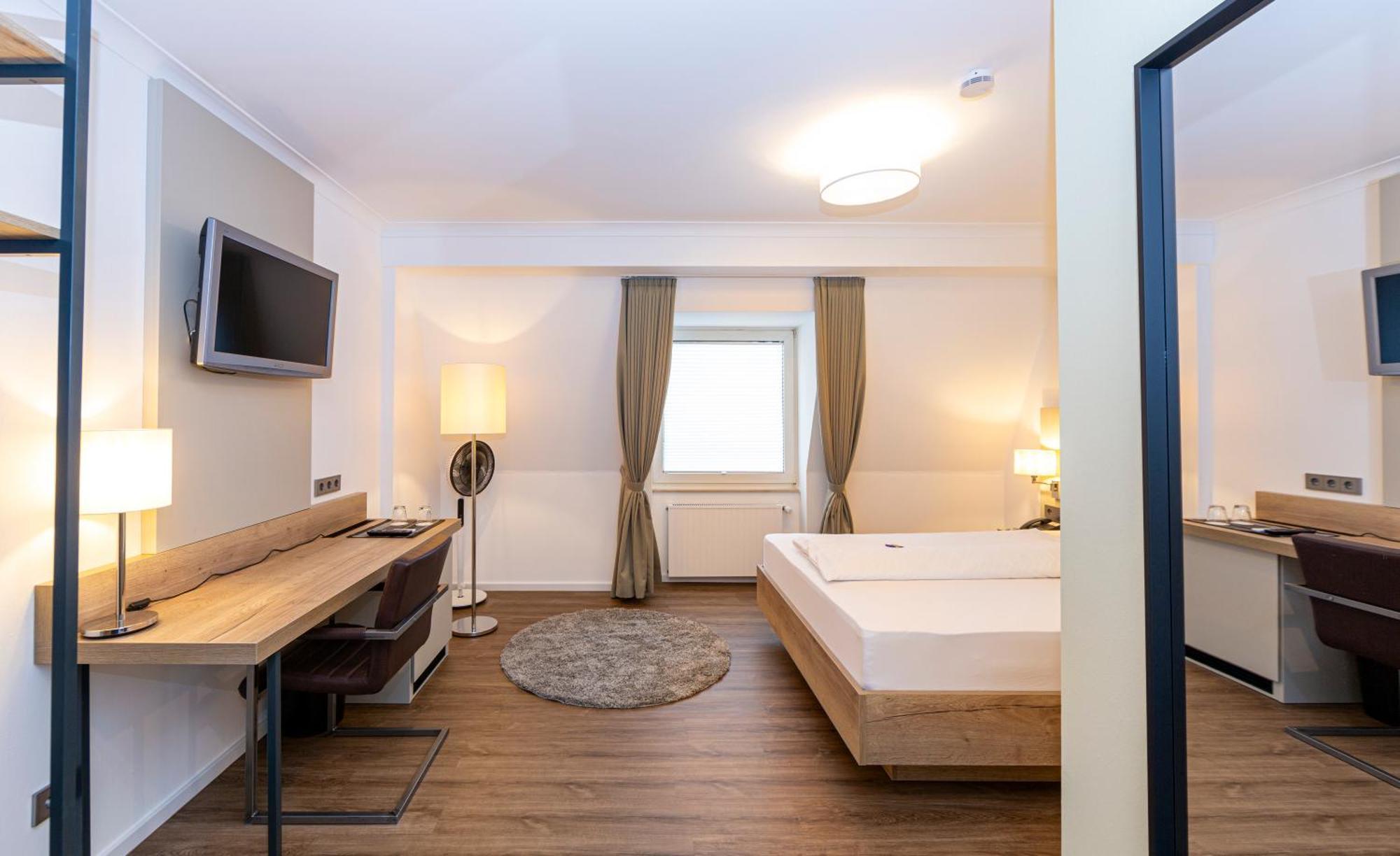 Koenigshof Bed And Breakfast Königstein im Taunus Екстериор снимка