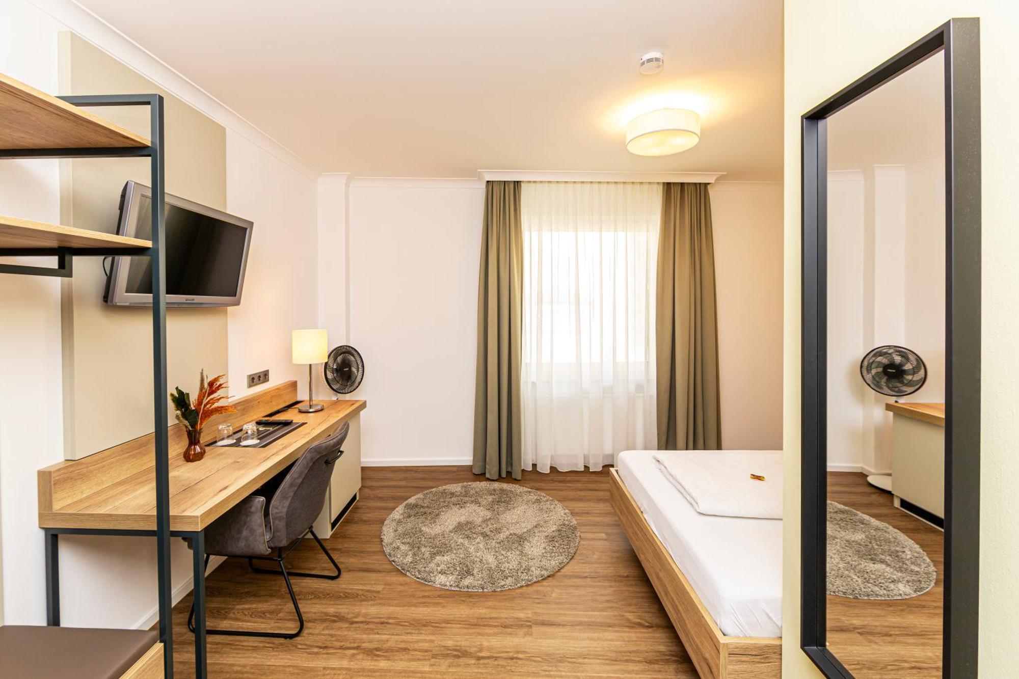 Koenigshof Bed And Breakfast Königstein im Taunus Екстериор снимка